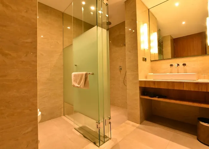 The Mavila 4*